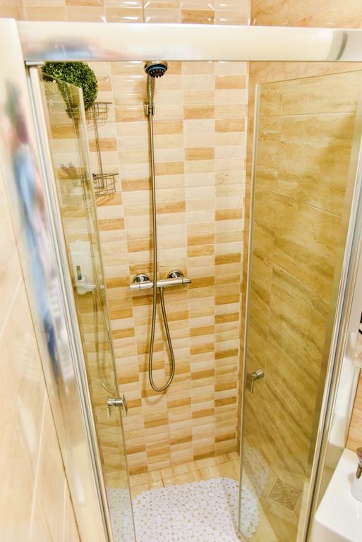 Duplex Alexander Apartment Brasov Luaran gambar